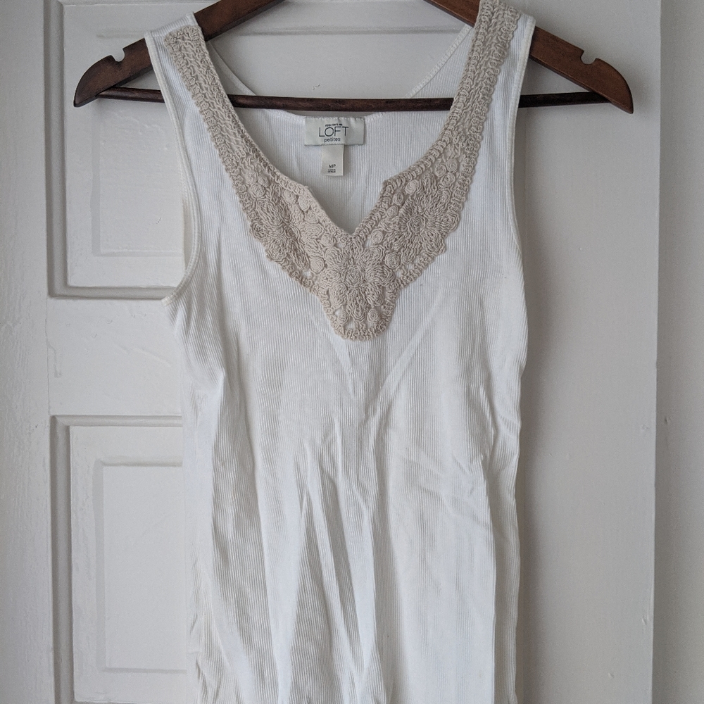 Loft crochet tank top